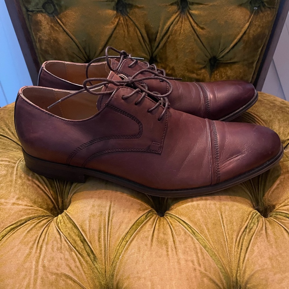 Elegant Brown Leather Men's Oxfords - Picture 2 of 11